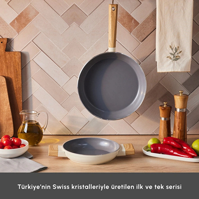 Karaca x Refika Swiss Crystal Wood Pan Pan Set - Creamy 